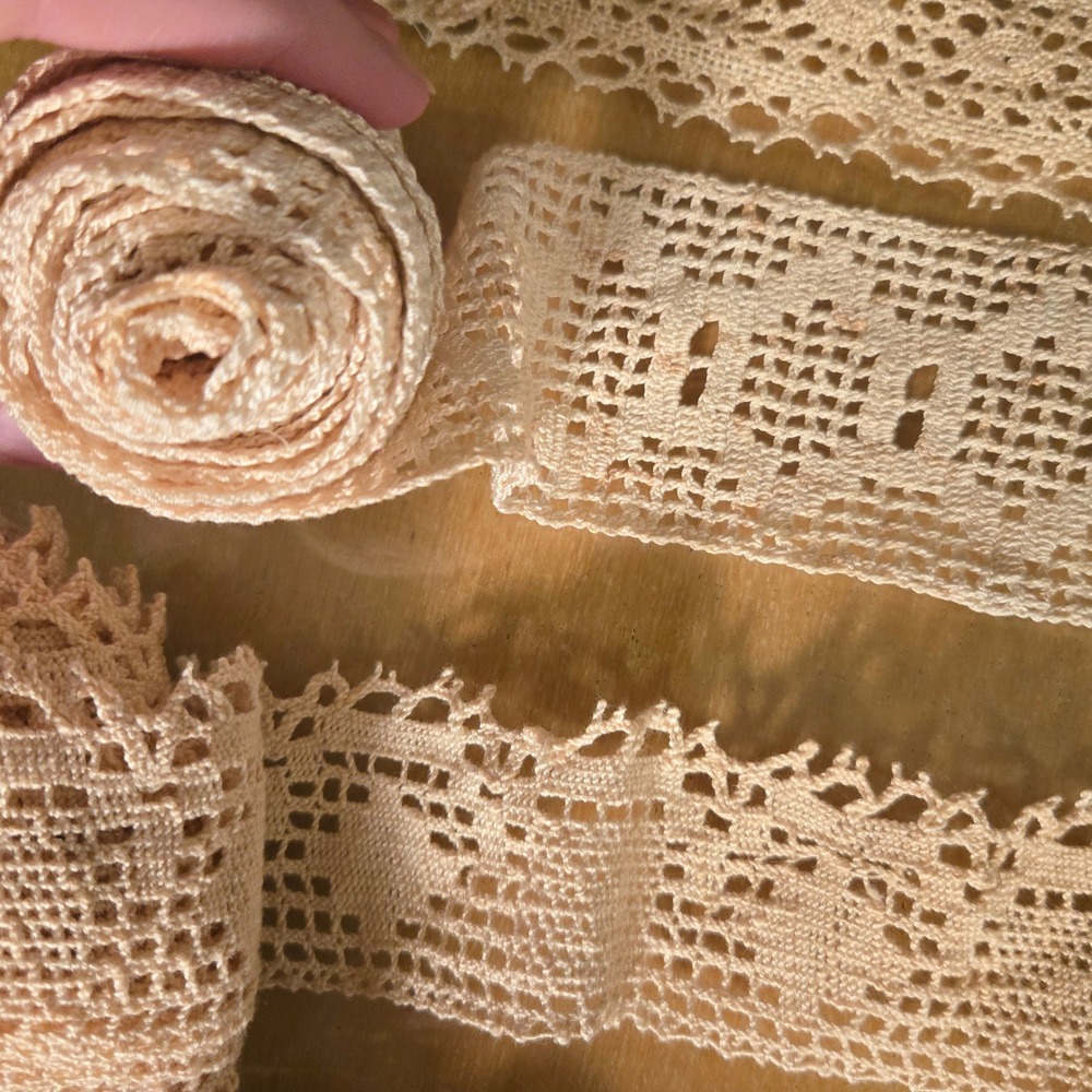 Vintage Lace Trim Lot 7 Rolls Crochet Eyelet Floral Cream Rose Sewing Crafting - Picture 7 of 15